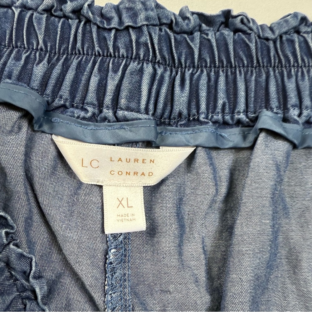 LC Lauren Conrad XL Chambray Denim Paperbag Waist Shorts Elastic Tie-Belt - Picture 3 of 9